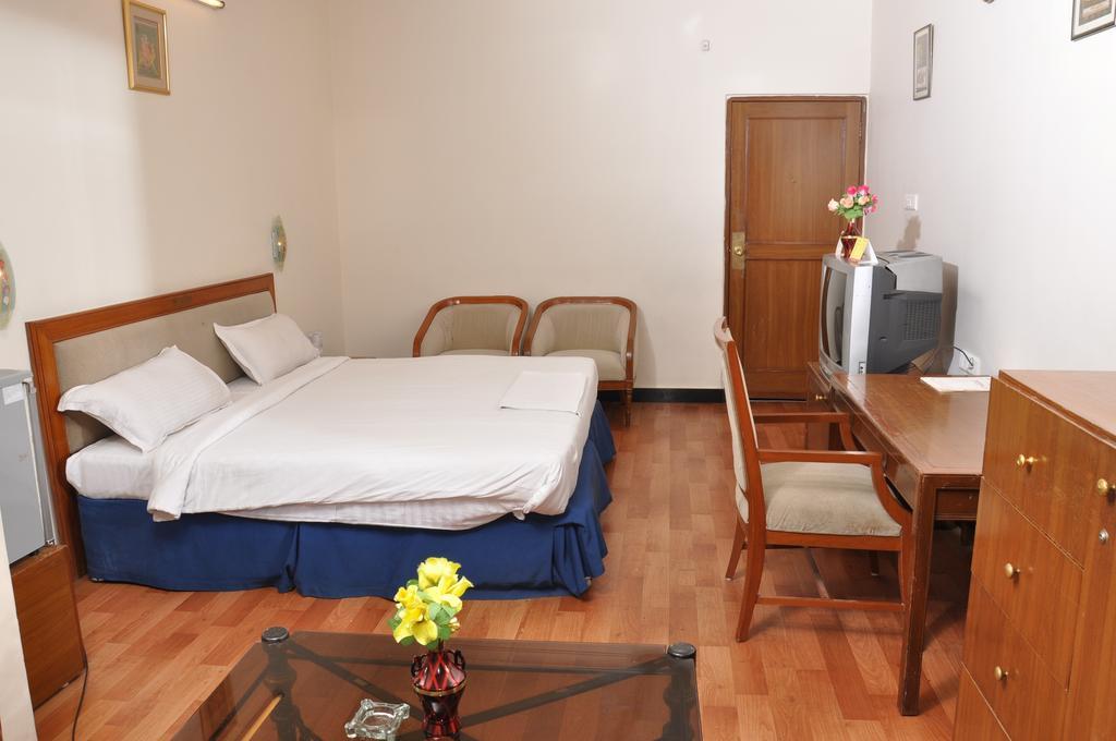 Hotel Sitara Residency Hyderabad Zimmer foto