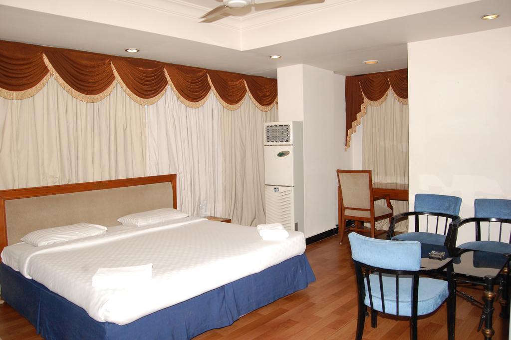 Hotel Sitara Residency Hyderabad Zimmer foto